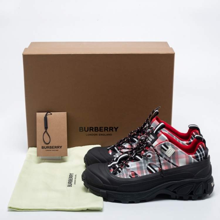 Pre Owned Burberry Multicolor Rubber and Canvas Arthur Lace Up Sneakers Size 40