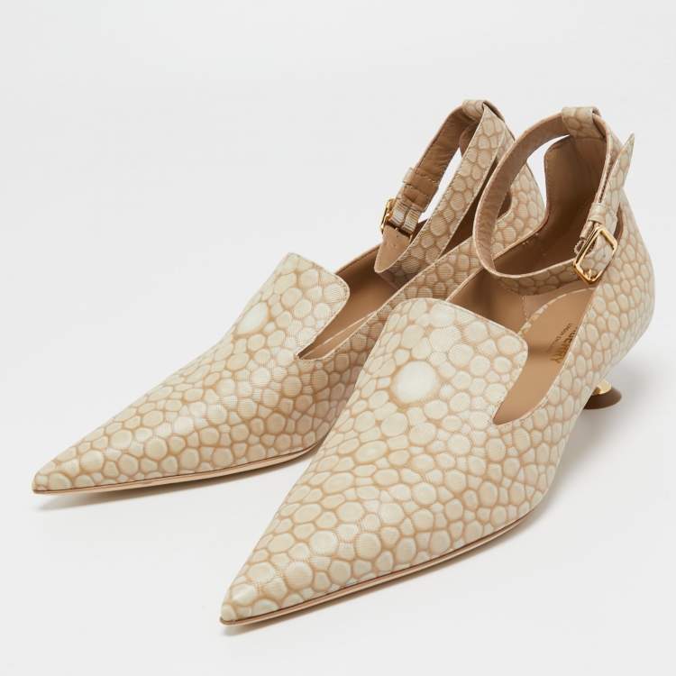 Pre Owned Burberry Beige/Brown Leather Ankle Strap Pumps Size 40