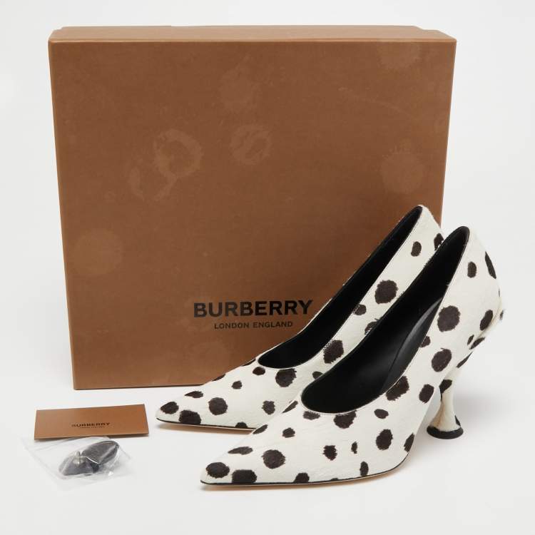 Pre Owned Burberry White/Black Calf Hair Pointed Toe Pumps Size 38