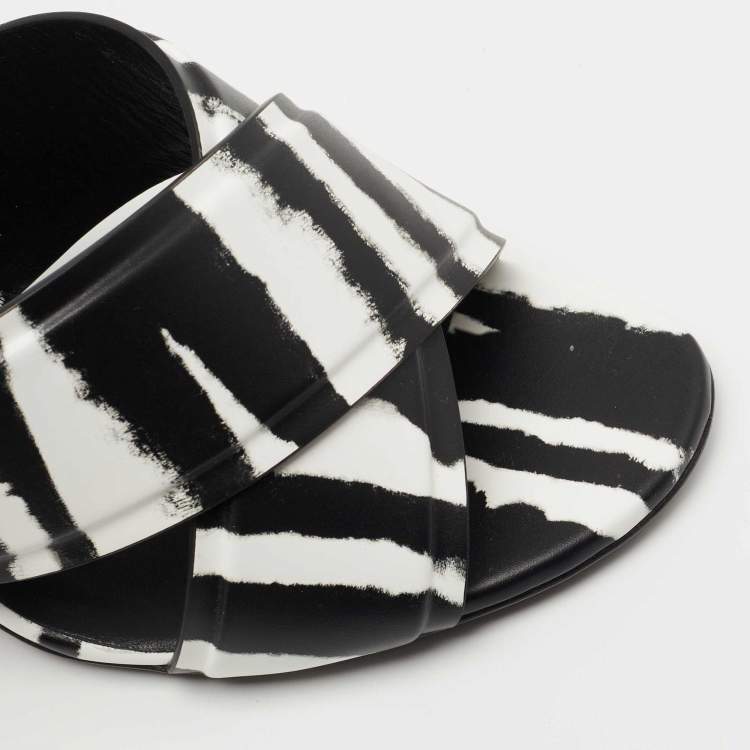 Pre Owned Burberry Black/White  Castlebar Ankle Strap Sandals Size 40 