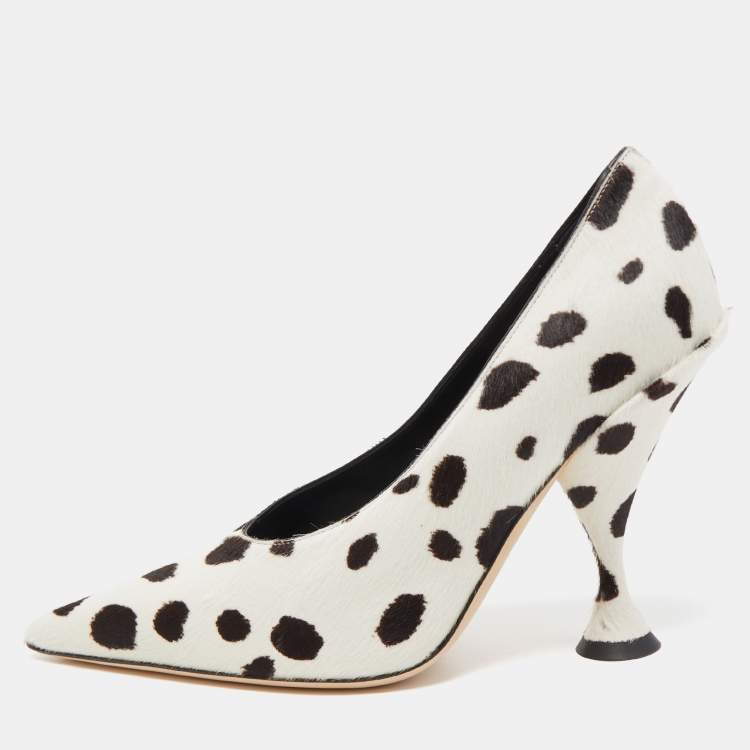 Pre Owned Burberry White/Black Calf Hair Ava Pumps Size 37.5