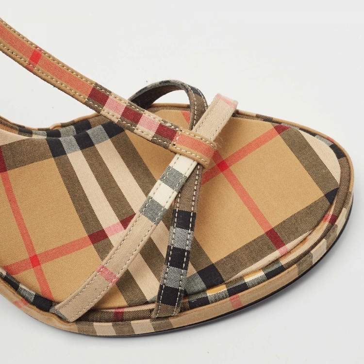 مملوكة مسبقًا Burberry Beige Novacheck Fabric Hans T Strap Sandals Size 39
