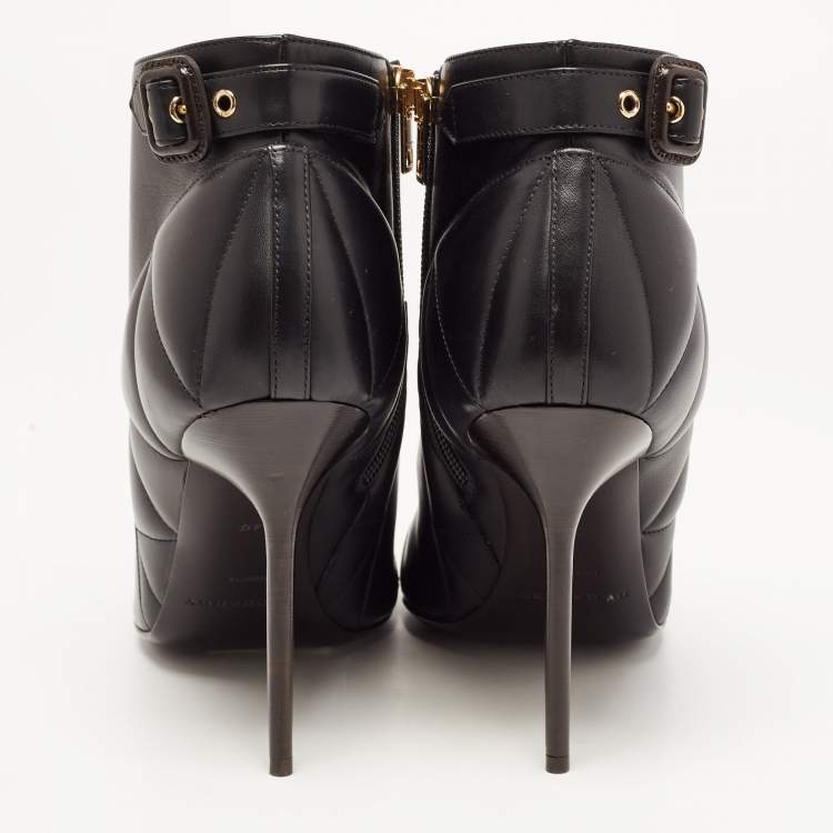 Pre Owned Burberry Black Quilted Leather Alexandra Pointed Toe Ankle Boots Size 40