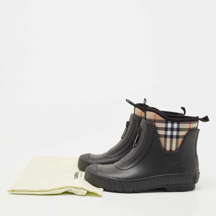 Pre Owned Burberry Black Rubber and Vintage Check Neoprene Rain Boots Size 37