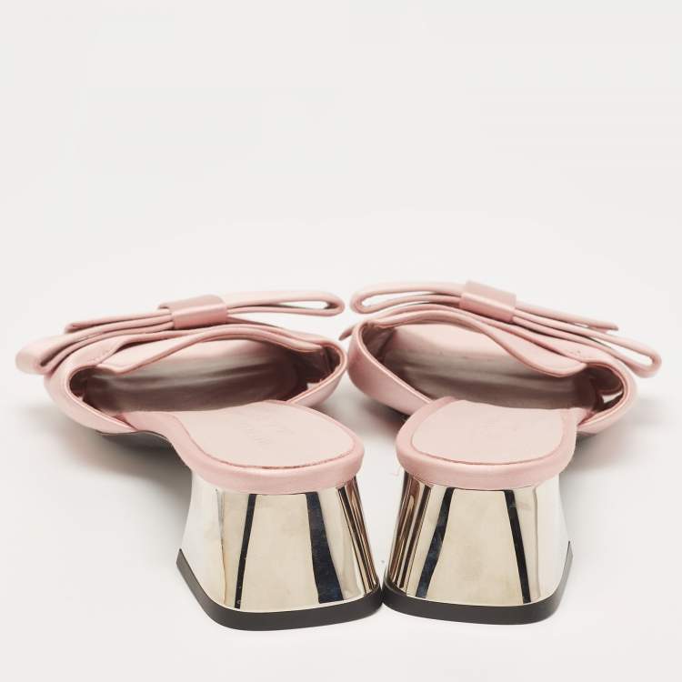 Pre Owned Burberry Pink Satin Bow Mules  Size 41