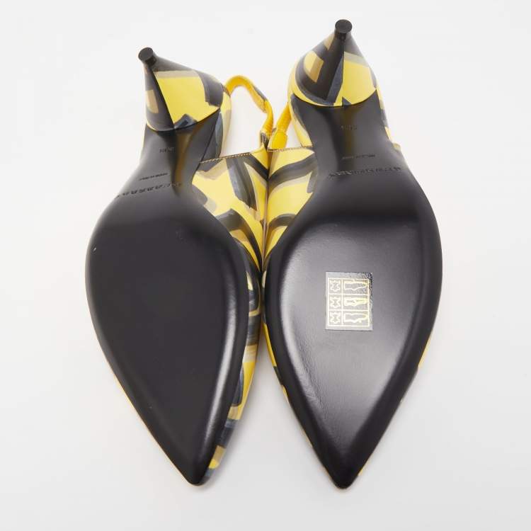 مملوكة مسبقًا Burberry Yellow/Black Printed Leather Morson Slingback Pumps Size 36.5