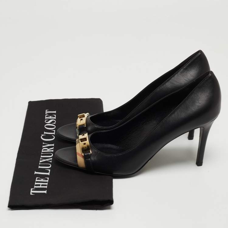 Pre Owned Burberry Black Leather And Canvas Trim Twist Lock Dunlow Peep Toe Pumps Size 39