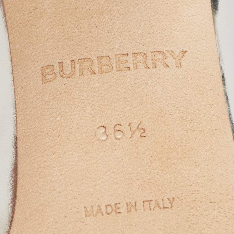 Pre Owned Burberry Silver Patent Pointed Toe Pumps Size 36.5