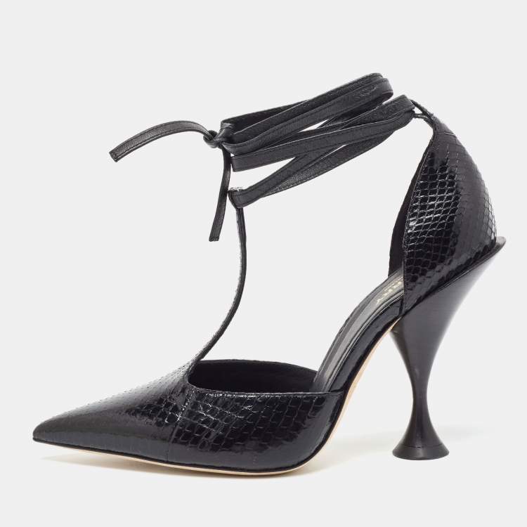 Pre Owned Burberry Black Snakeskin Leather Welton T Strap Ankle Wrap Pumps Size 37.5