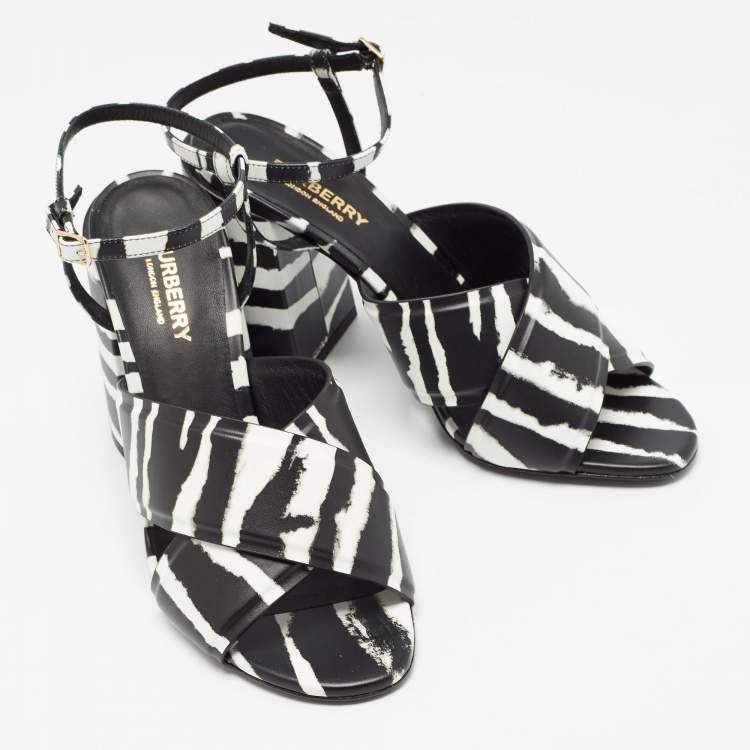 Pre Owned Burberry Black/White Leather Castlebar Ankle Strap Sandals Size 39
