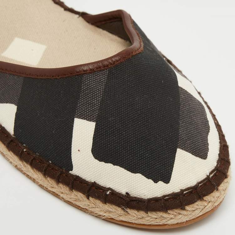 Pre Owned Burberry Tricolor Printed Canvas and Leather Ankle Strap Espadrille Flats Size 40