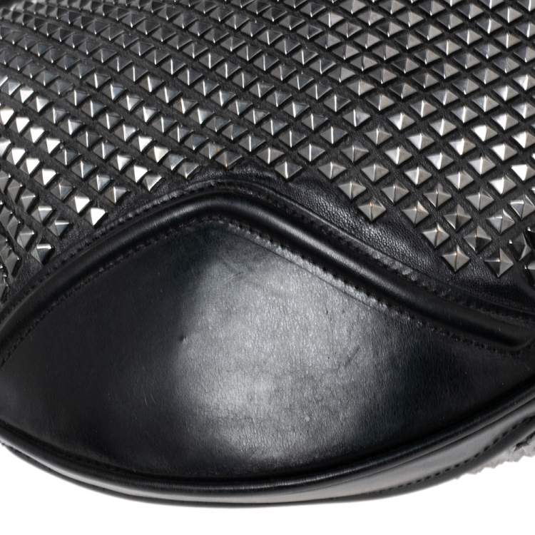 Pre Owned Burberry Black Studded Leather Hoxton Hobo
