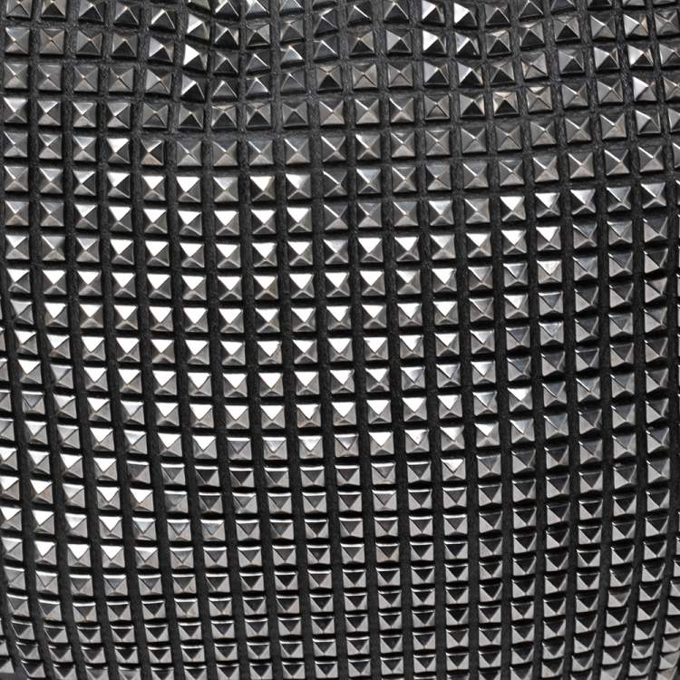 Pre Owned Burberry Black Studded Leather Hoxton Hobo