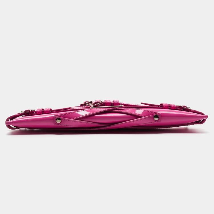 Pre Owned Burberry Propsum Pink Patent Leather Bridle Elongated Clutch Bag