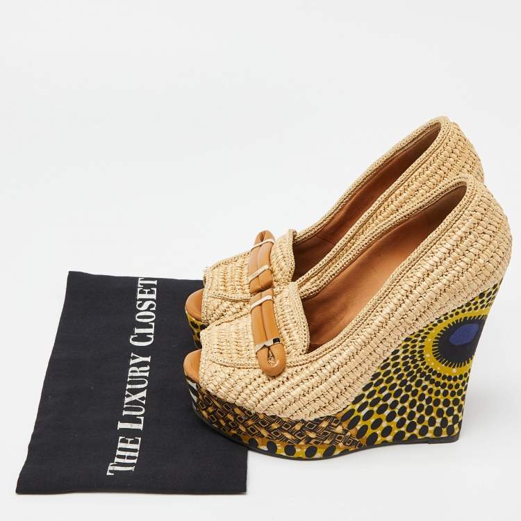 Pre Owned Burberry Beige Raffia and Fabric Open Toe Wedge Pumps Size 38.5