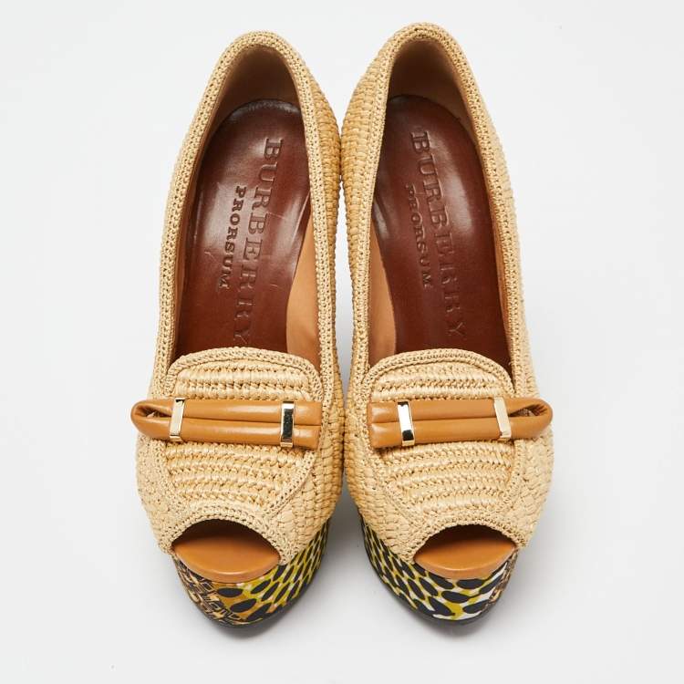 Pre Owned Burberry Beige Raffia and Fabric Open Toe Wedge Pumps Size 38.5