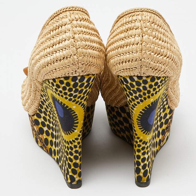 Pre Owned Burberry Beige Raffia and Fabric Open Toe Wedge Pumps Size 38.5