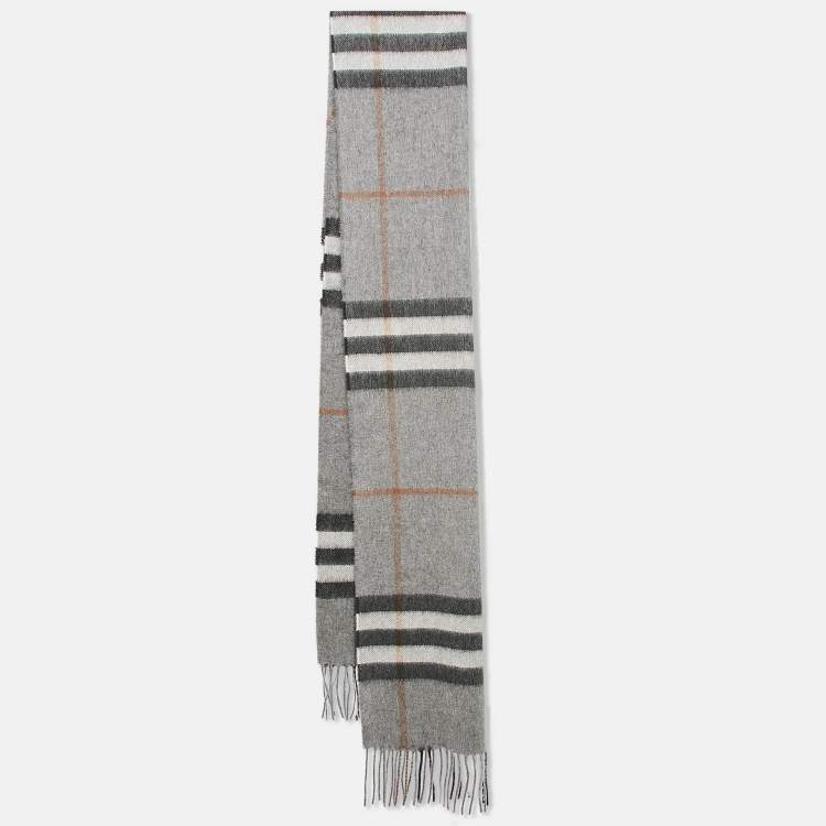 Pre Owned Burberry Grey Classic Check Cashmere Fringed Stole 