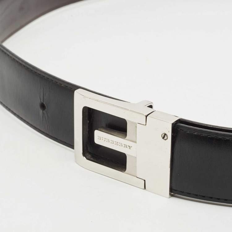 مملوكة مسبقًا Burberry Black/Brown Leather Reversible Belt 95 CM