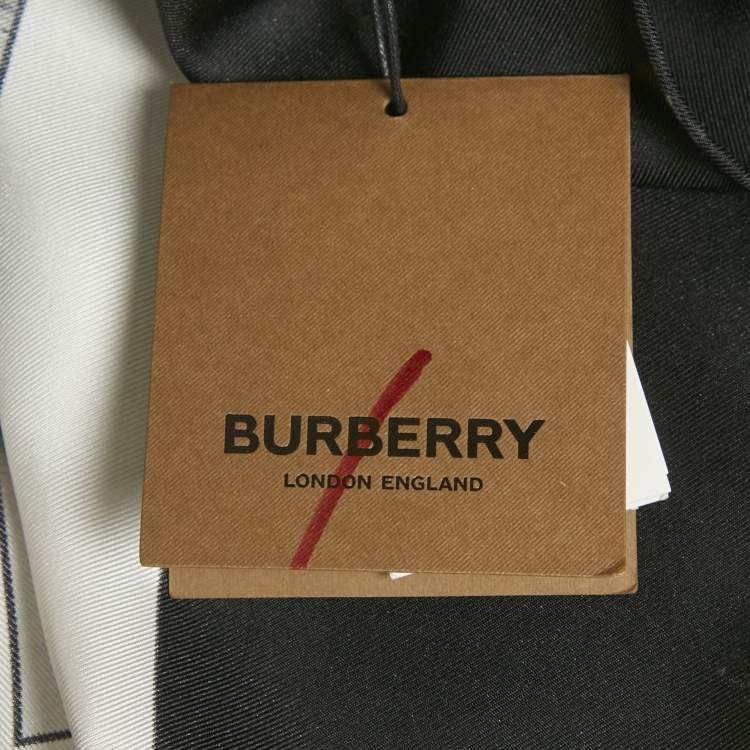 Pre Owned Burberry Black Gorilla Print Silk Square Scarf 