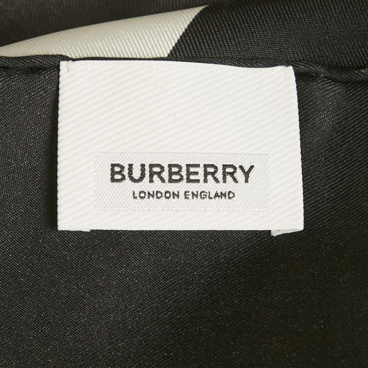 Pre Owned Burberry Black Gorilla Print Silk Square Scarf 
