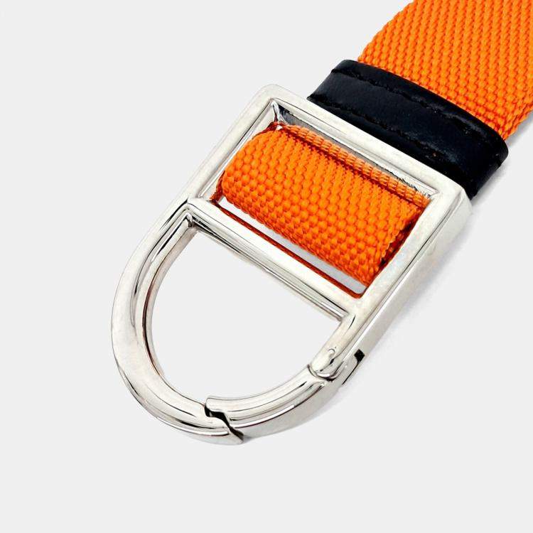 مملوكة مسبقًا Burberry Orange Silver key ring