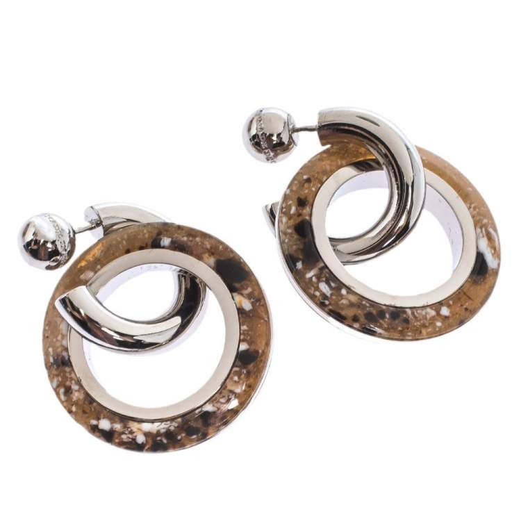 Pre Owned Burberry Caramel Marbled Resin Palladium Plated Double Grommet Earrings