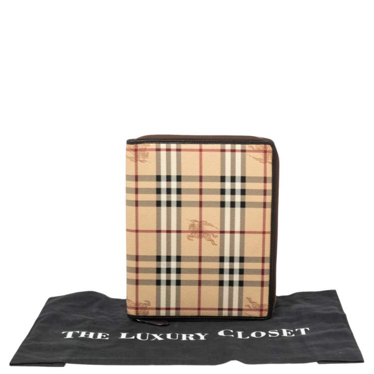 Pre Owned Burberry Beige/Brown Haymarket Check PVC and Leather Zip Around iPad Case