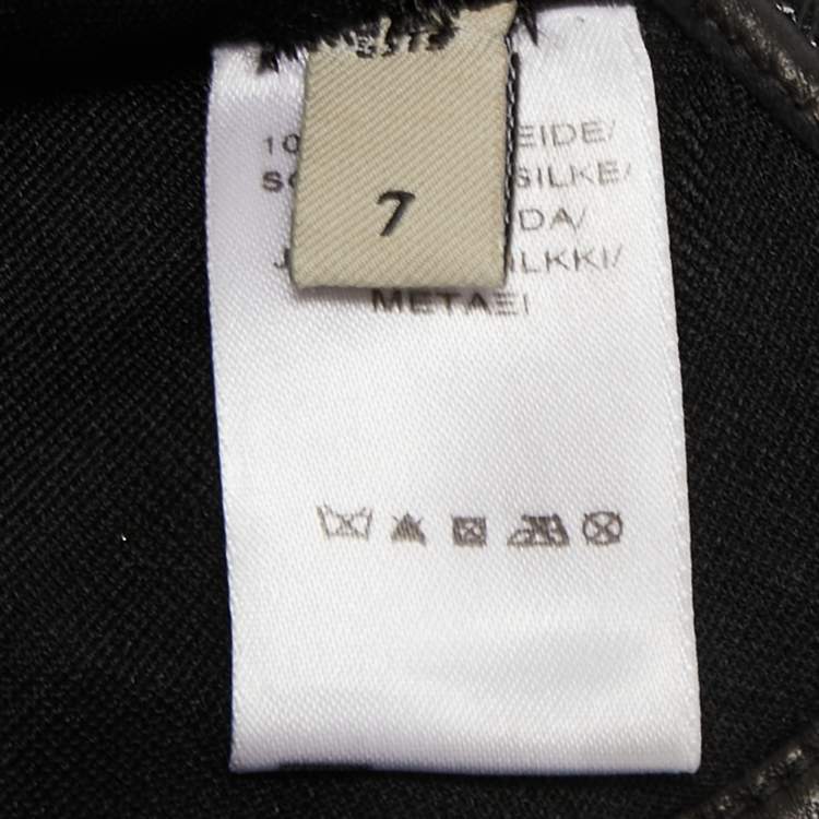 Pre Owned Burberry Black Quilted Glossy Leather Buckle Gloves 