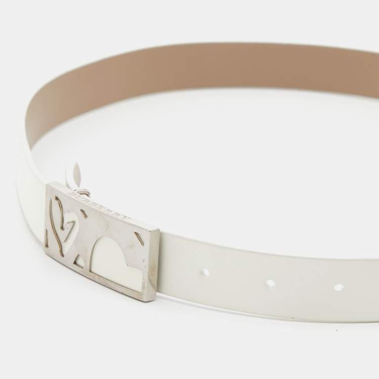 Pre Owned Burberry White Patent Leather Heart Buckle Belt 80 CM