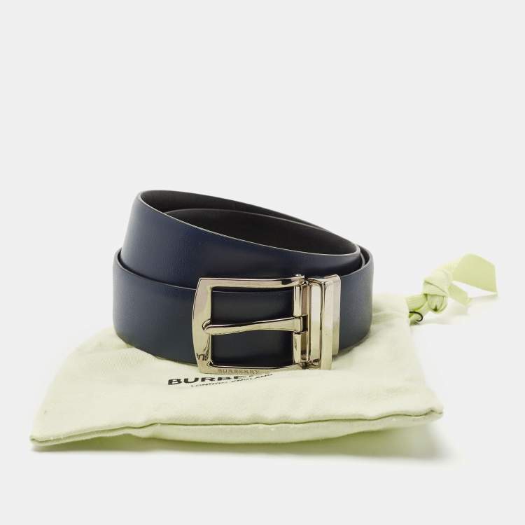 Pre Owned Burberry Blue/Black Leather Reversible Buckle Belt 80CM