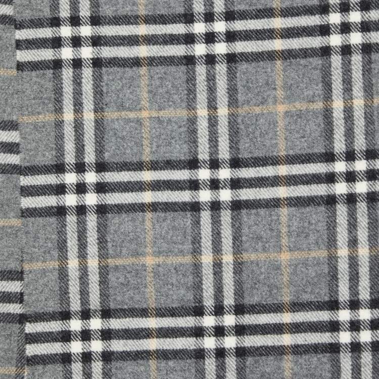 Pre Owned Burberry Grey Checkered Wool & Cashmere Fringed Scarf