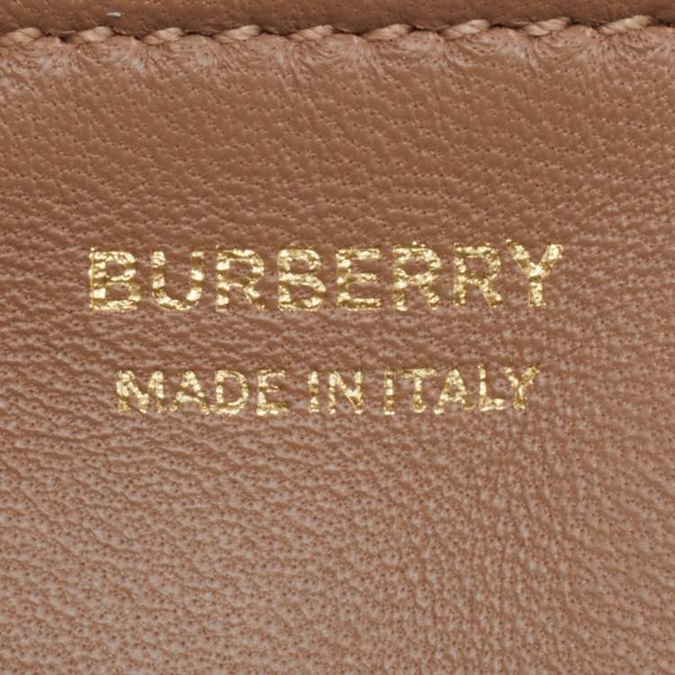 Pre Owned Burberry Beige Quilted Leather AirPods Pro Case 