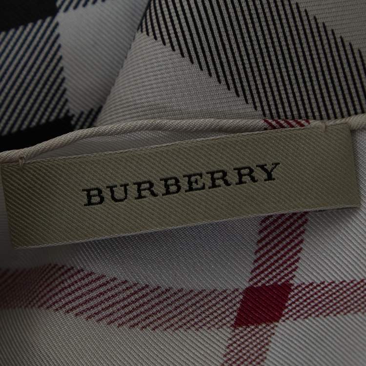Pre Owned Burberry Beige Checked Satin Silk Square Scarf
