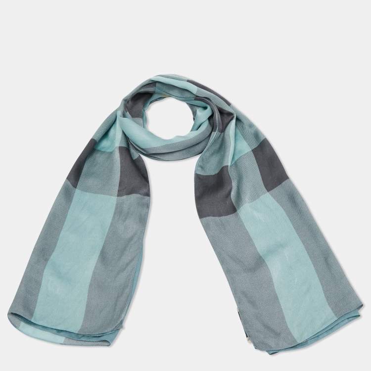 Pre Owned Burberry Green Vintage Check Silk Scarf
