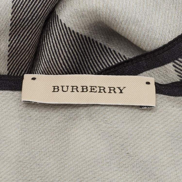 Pre Owned Burberry Grey/Black Giant Check Silk Stole