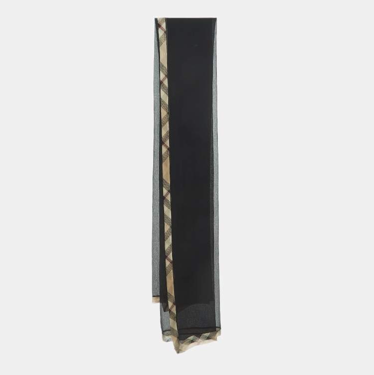 Pre Owned Burberry Black Silk Checked Hem Detailed Scarf 