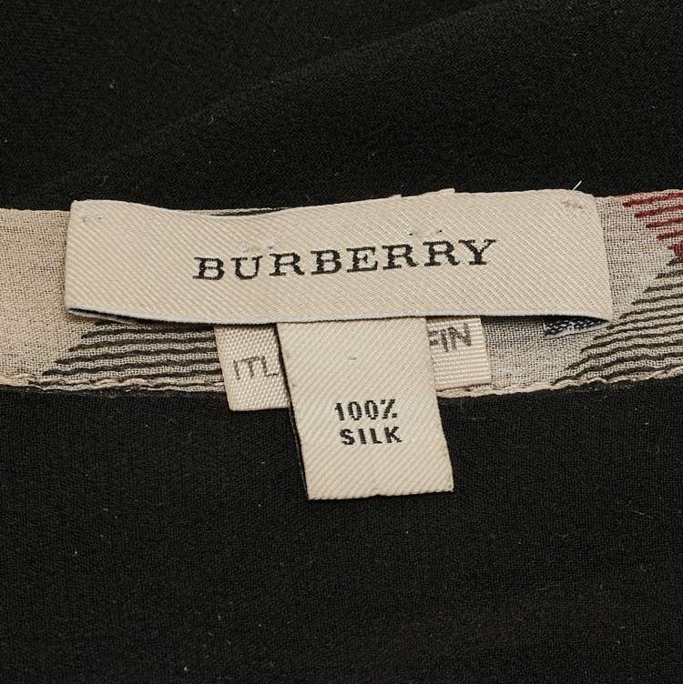 Pre Owned Burberry Black Silk Checked Hem Detailed Scarf 
