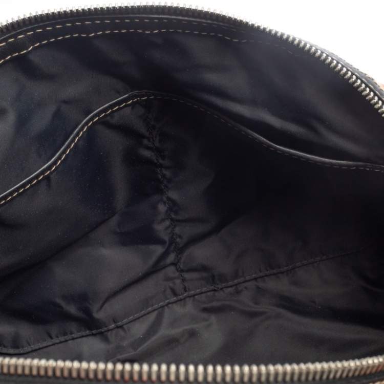 مملوكة مسبقًا Burberry Black/Beige Vintage Check Nylon and Leather Large Barrel Bag