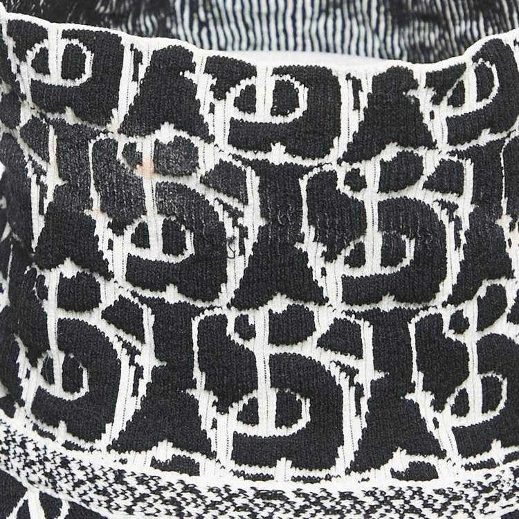 Pre Owned Burberry Black Jacquard Knit Turtle Neck B-Charm Sweater XS