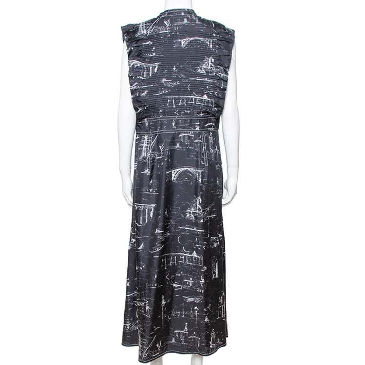 Pre Owned Burberry Black Landmark Print Silk Ruffle Detail Parker Dress L