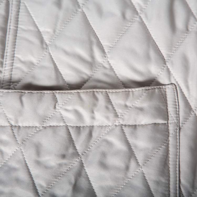Pre Owned Burberry Light Grey Synthetic Diamond Quilted Contrast Collar Jacket M
