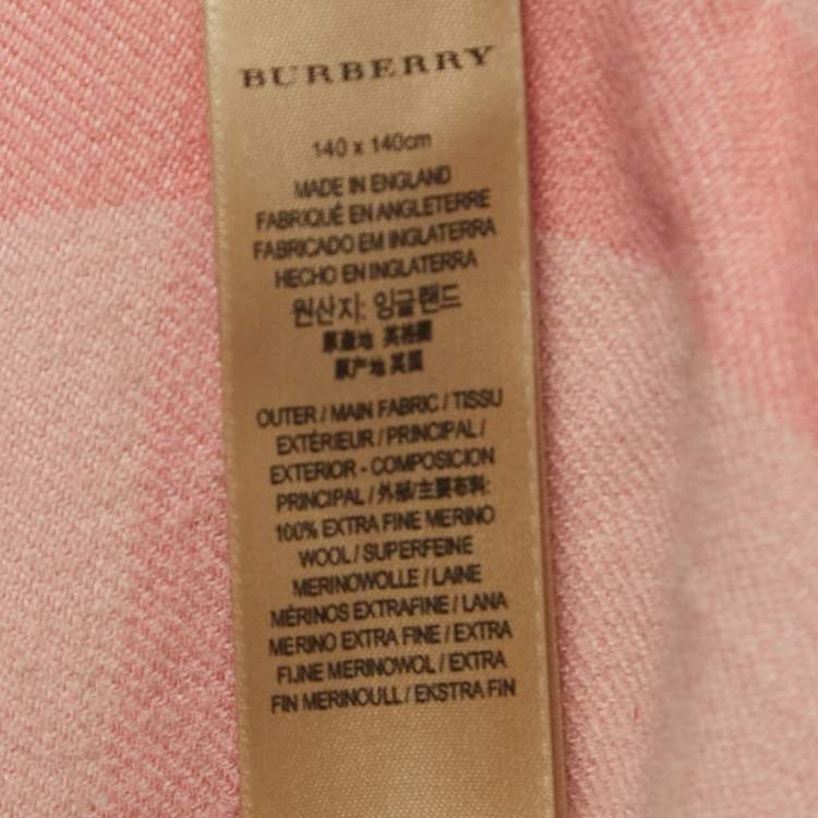 مملوكة مسبقًا Burberry Pink Wool Reversible Poncho One Size