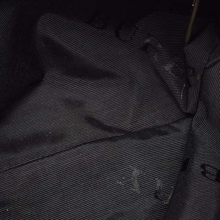 Pre Owned Burberry Black Embossed Check Leather Chichester Crossbody Bag