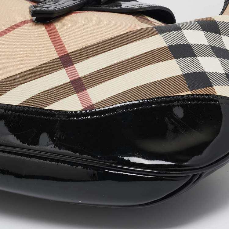 Pre Owned Burberry Black/Beige Nova Check PVC and Patent Leather Brooke Hobo