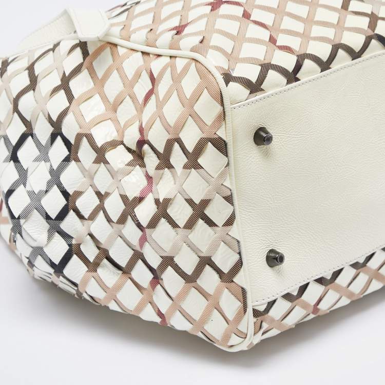 Pre Owned Burberry Beige House Check Canvas and Patent Leather Tote