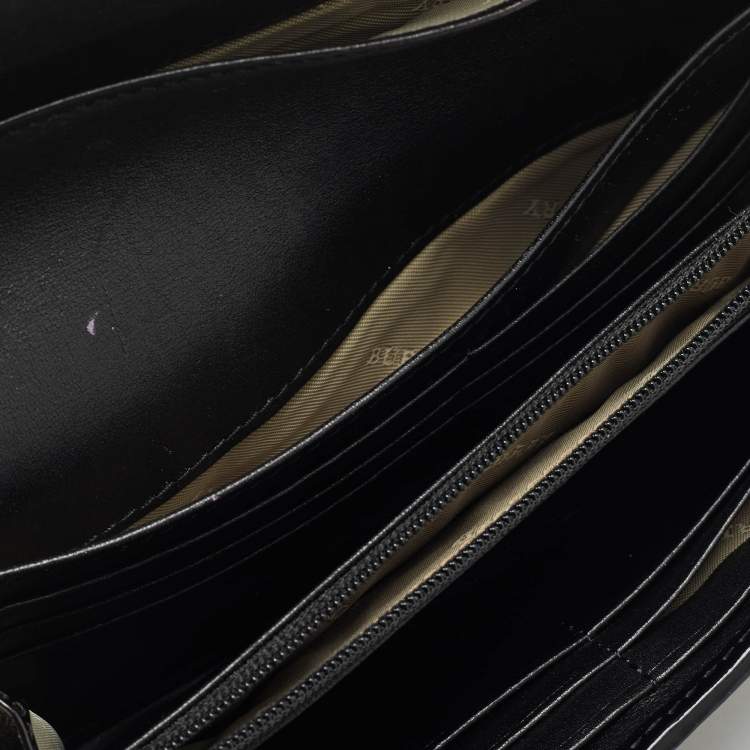 Pre Owned Burberry Black Beige Patent Leather and Coated Canvas Penrose Flap Wallet