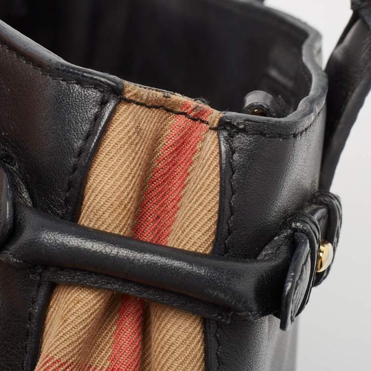 Pre Owned Burberry Black/Beige Leather and House Check Fabric Small Banner Tote