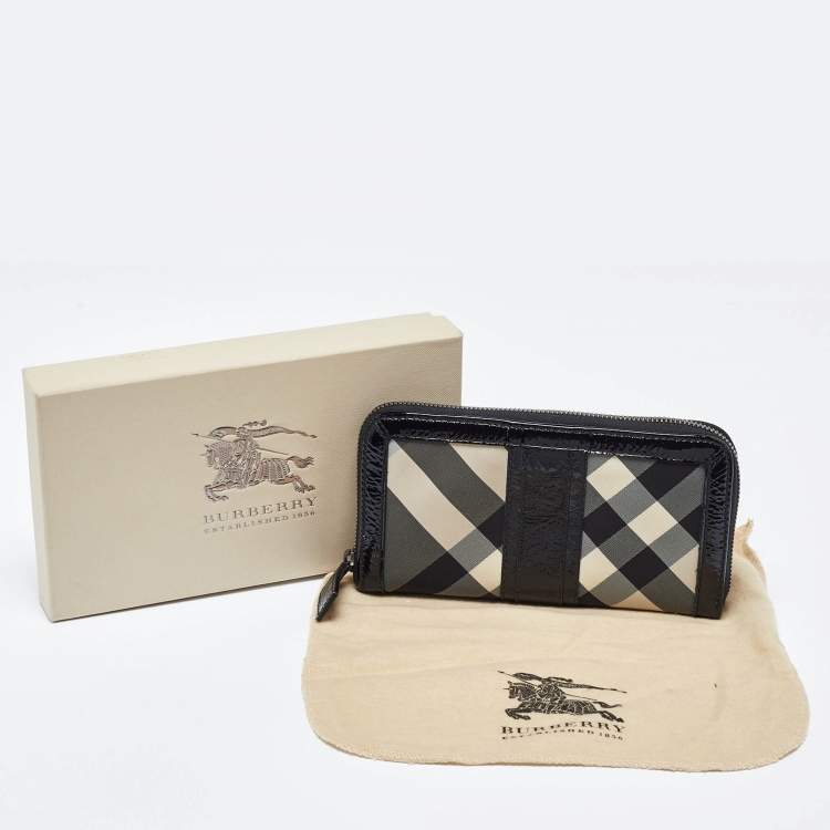 Pre Owned Burberry Grey/Black Patent Leather and Nylon Penrose Flap Wallet