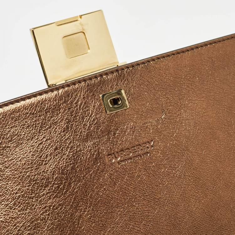 Pre Owned Burberry Bronze Leather Studded Olympia Clutch